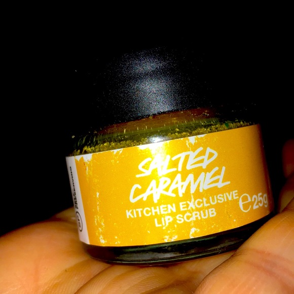 Lush salted caramel kitchen lip scrub RARE! - Picture 4 of 8